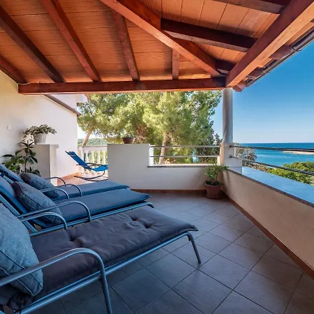 Gostinjska kuća Emilia 4*