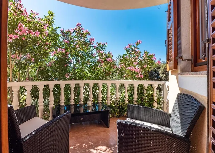 Gostinjska kuća Emilia 4*