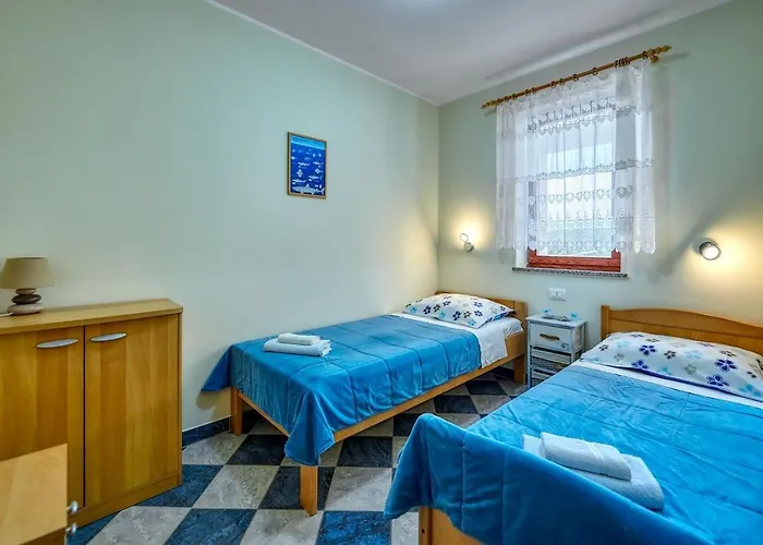 Emilia Gostinjska kuća Banjole