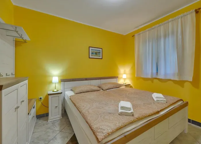 Gostinjska kuća Emilia Banjole