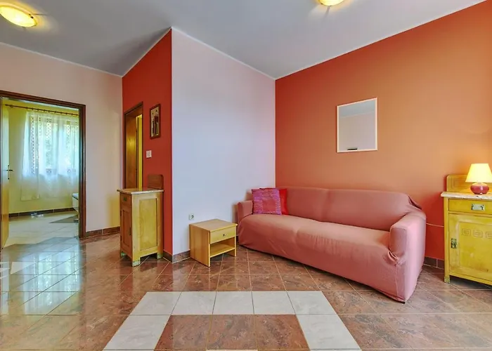 Gostinjska kuća Emilia 4*