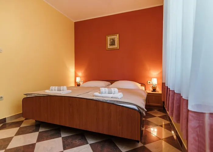 Emilia Gostinjska kuća