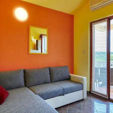 Guest house Emilia 4*