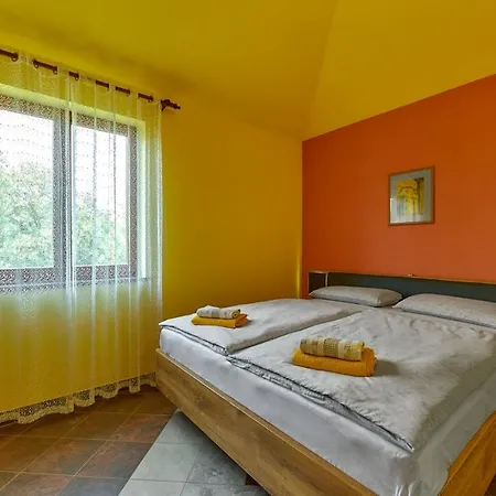 Guest house Emilia 4*