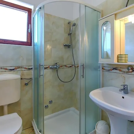 Guest house Emilia 4*