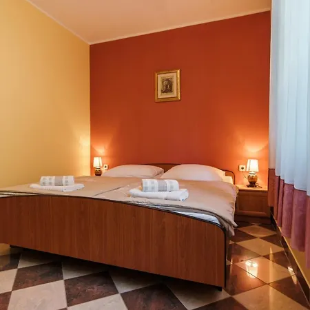 Emilia Guest house