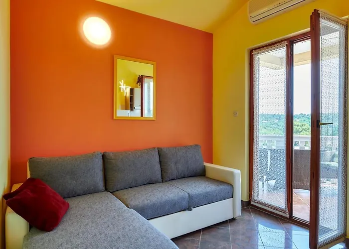 게스트하우스 Emilia 4*